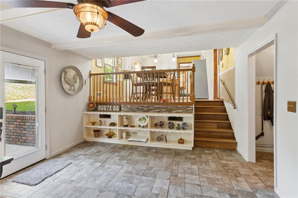 6876 Kingsboro Drive