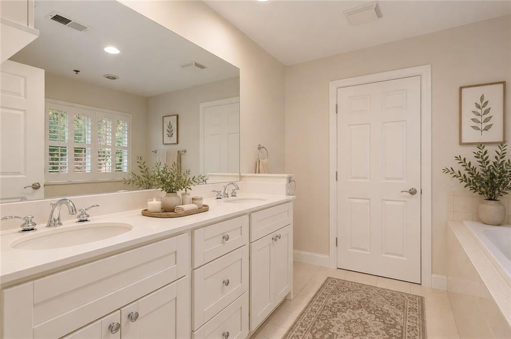 50 Biscayne Drive Unit 1105
