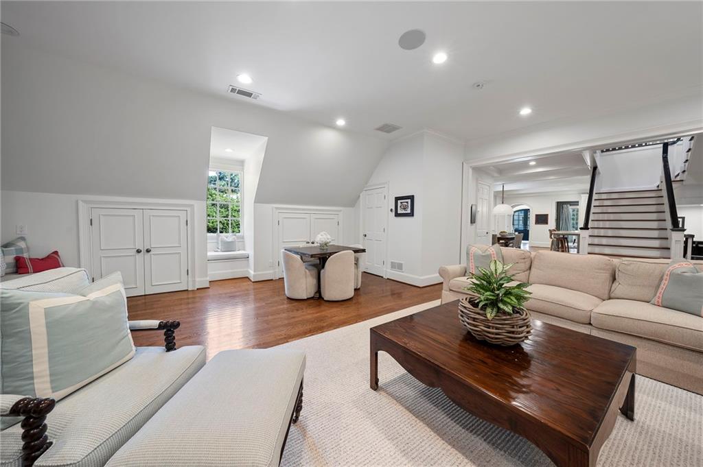 3650 Cochise Drive