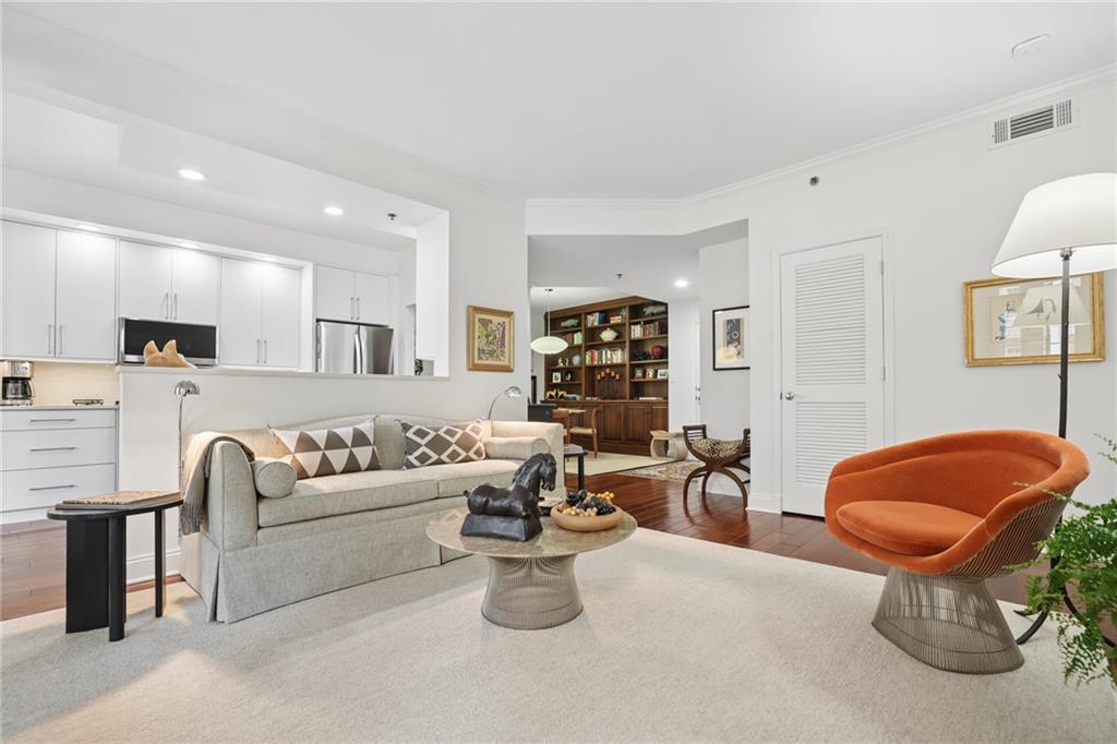 50 Biscayne Drive Unit 2104