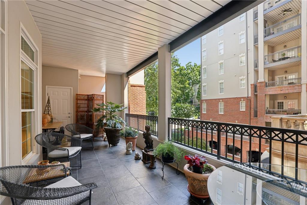 50 Biscayne Drive Unit 2104
