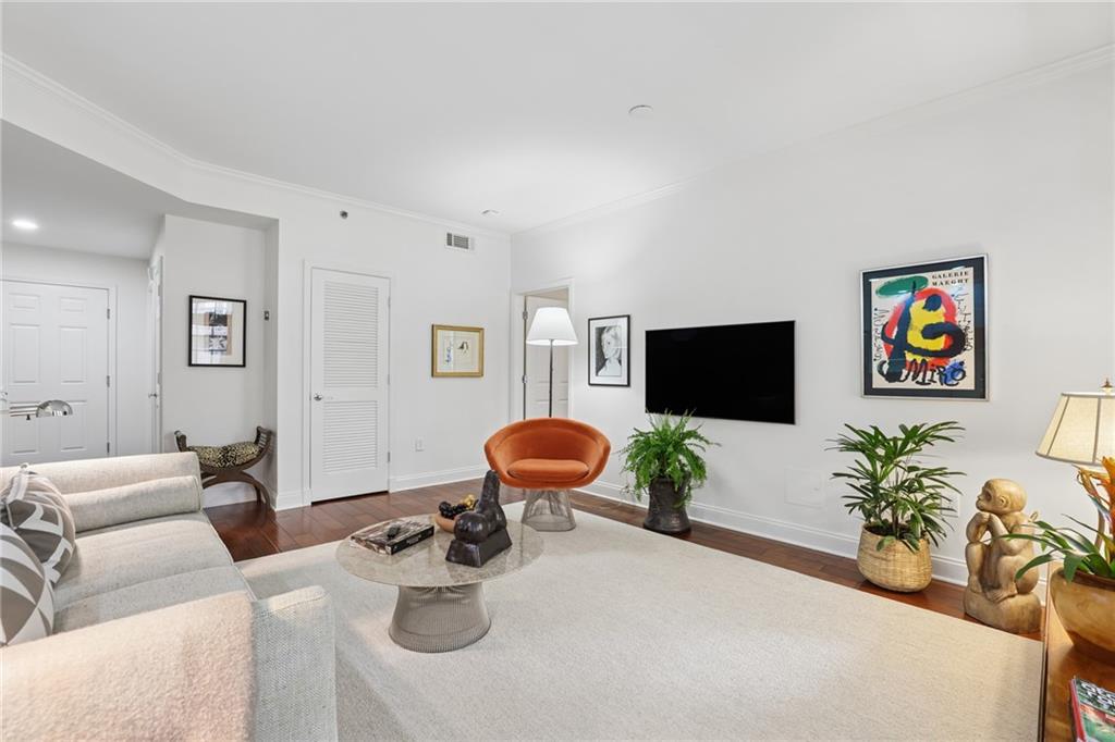 50 Biscayne Drive Unit 2104