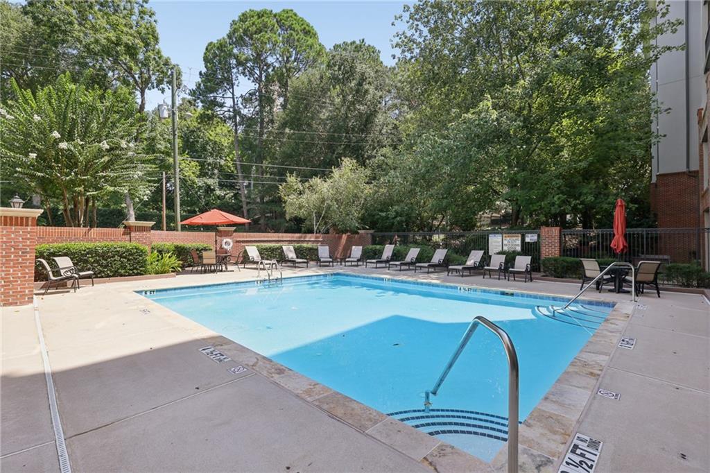 50 Biscayne Drive Unit 2104