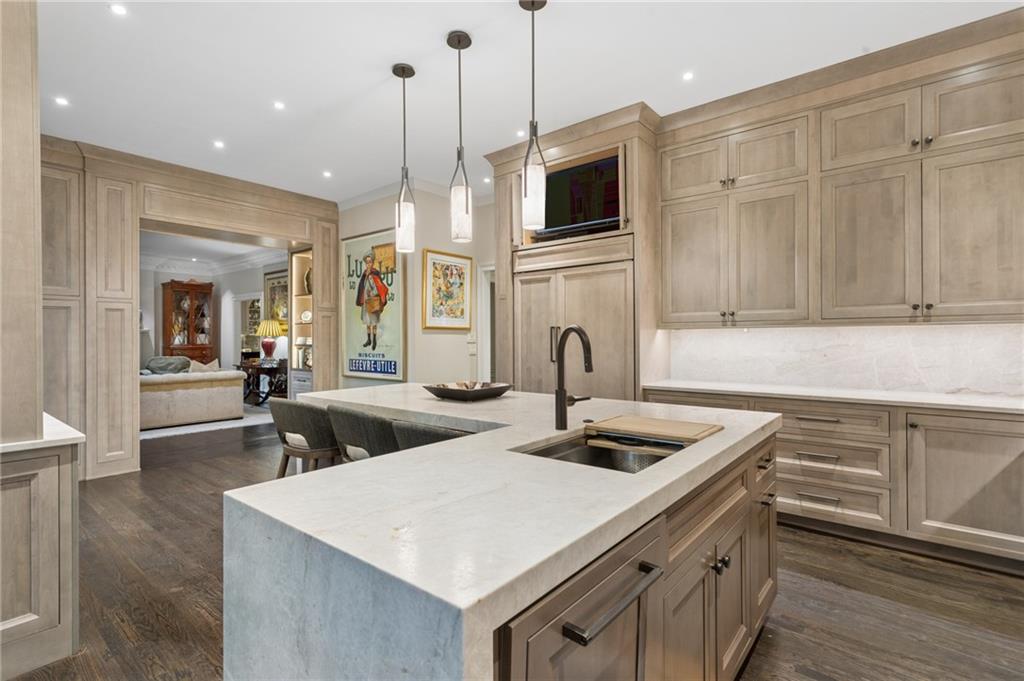 3085 Slaton Drive Unit #6