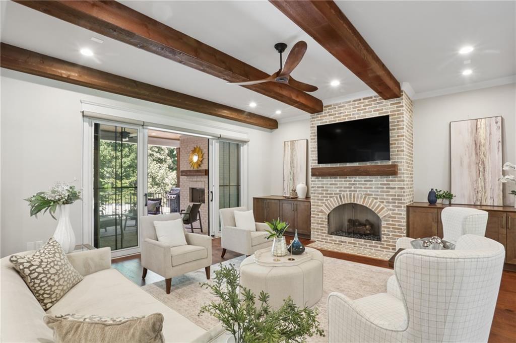 4218 Oak Forest Dr.
