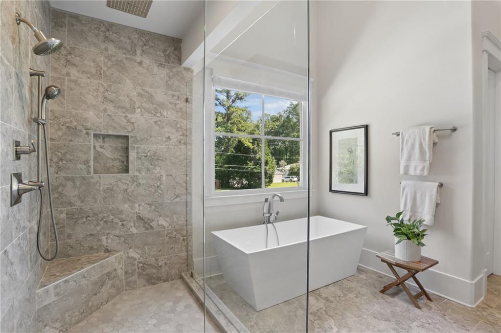 4218 Oak Forest Dr.