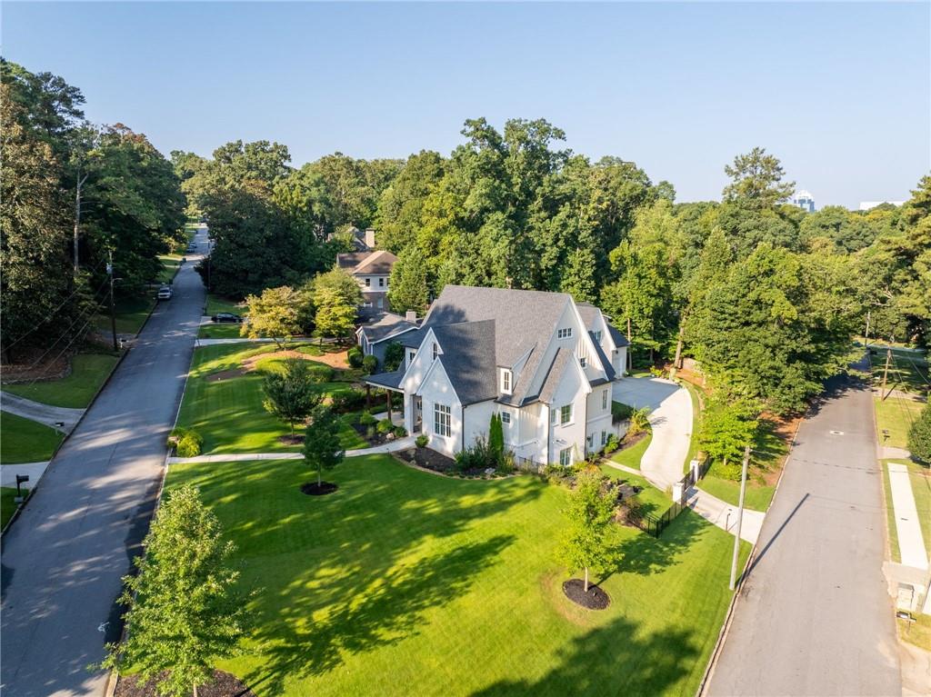 4218 Oak Forest Dr.