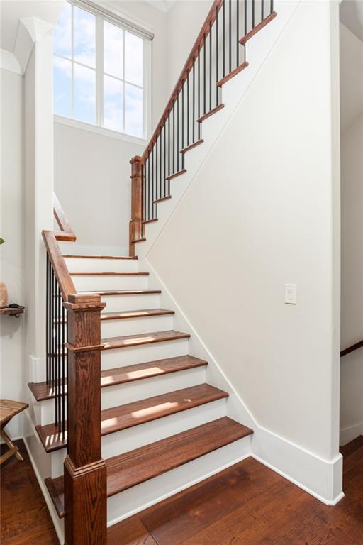 4218 Oak Forest Dr.