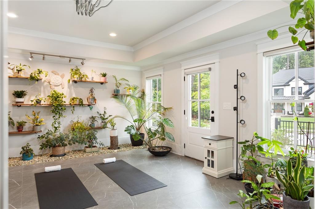 4218 Oak Forest Dr.