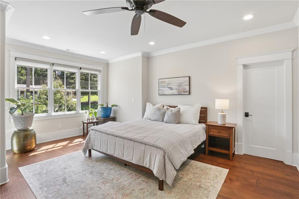 4218 Oak Forest Dr.