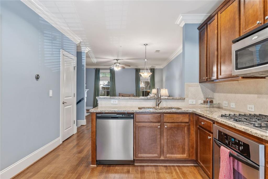 2744 Wander Lane