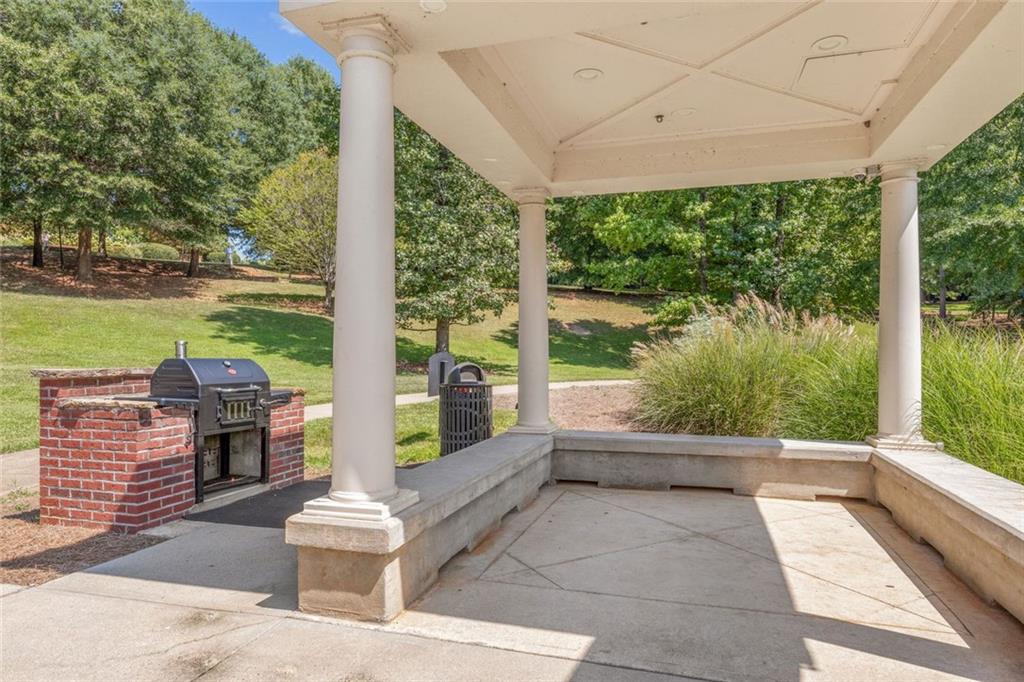 2744 Wander Lane
