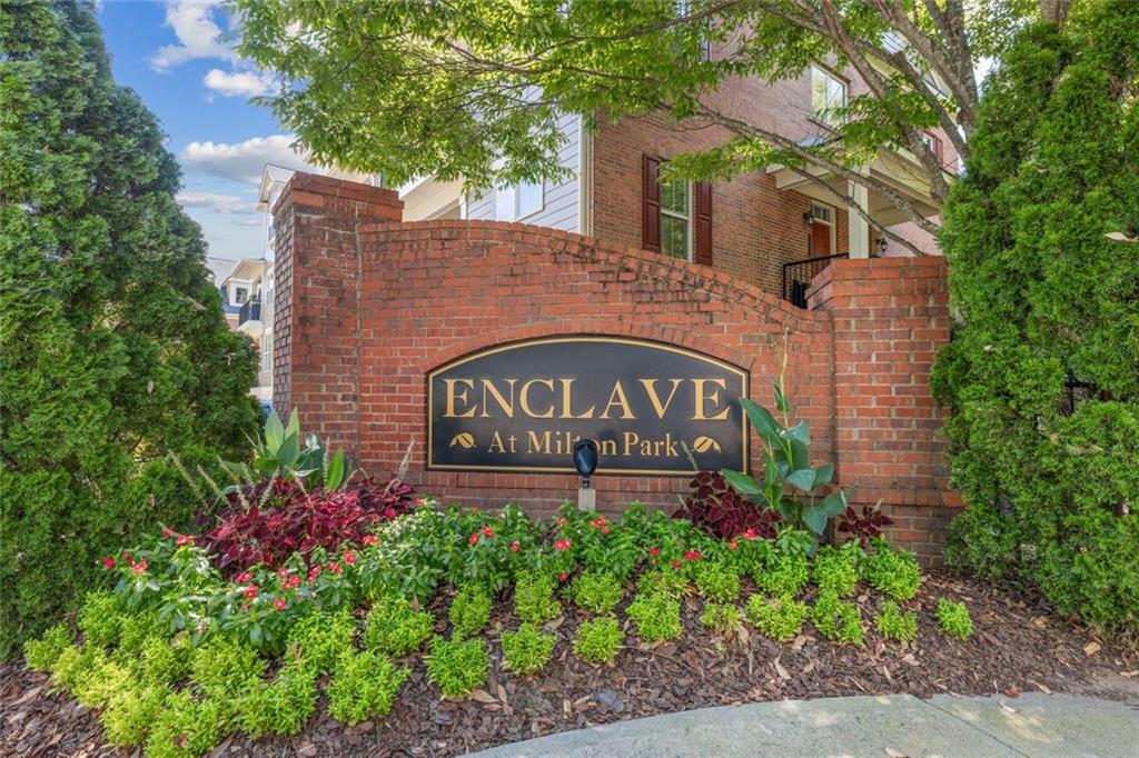 2744 Wander Lane