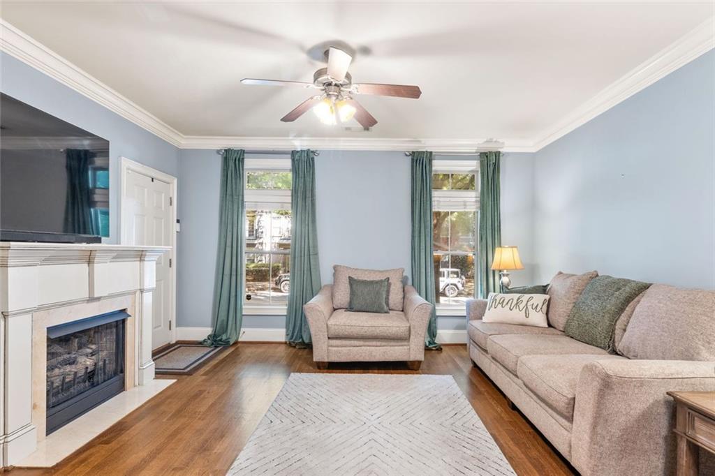 2744 Wander Lane
