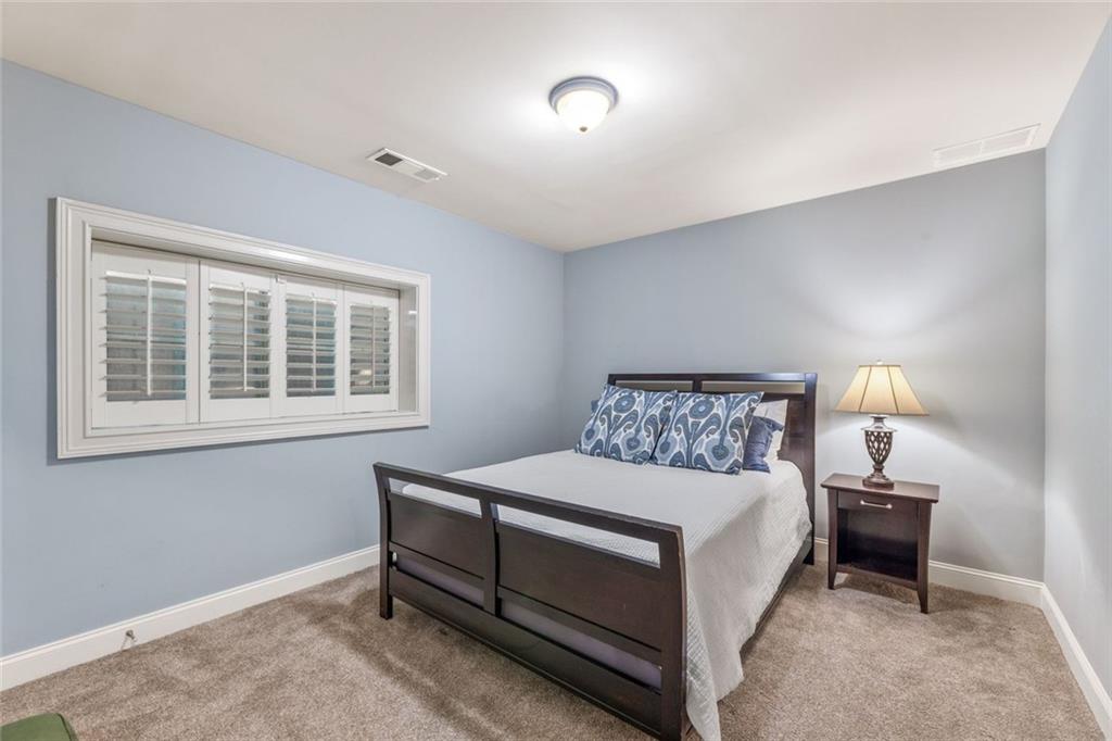 2744 Wander Lane