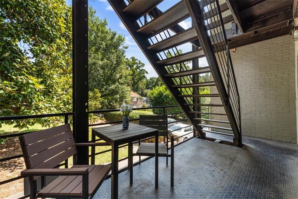 28 Collier Road NW Unit 7