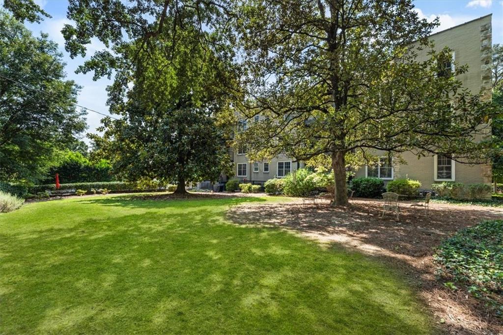 28 Collier Road NW Unit 7