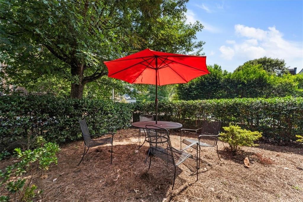 28 Collier Road NW Unit 7