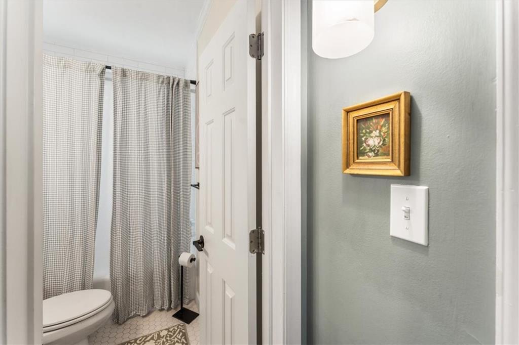 28 Collier Road NW Unit 7