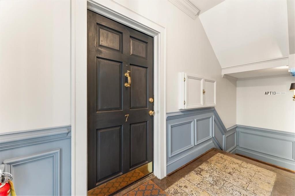 28 Collier Road NW Unit 7