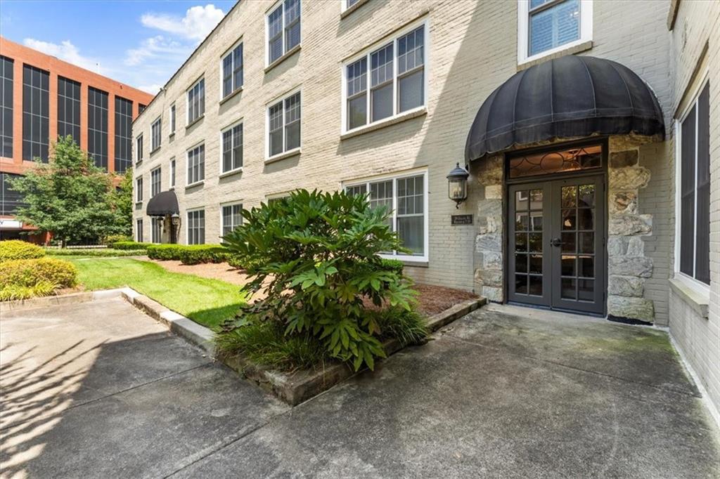 28 Collier Road NW Unit 7