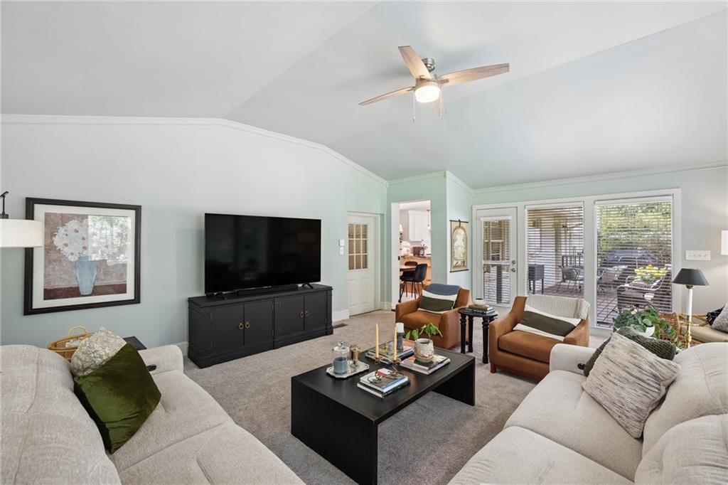 2756 Fontainebleau Drive