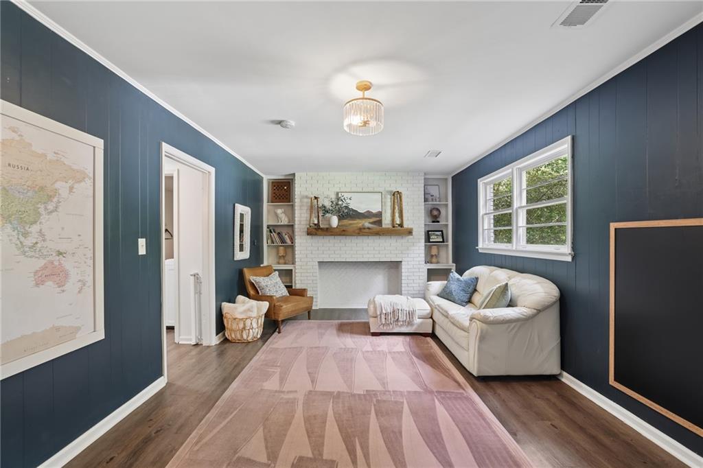 2756 Fontainebleau Drive