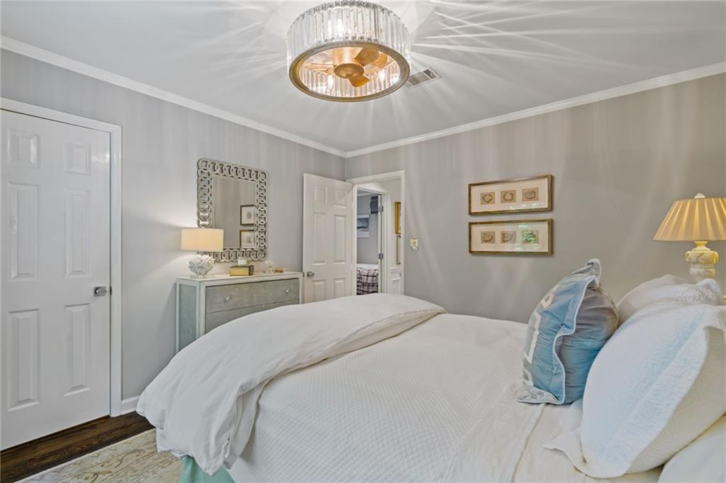 20 Pointe Terrace SE