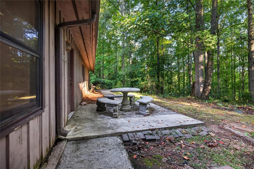 536 Adams Road