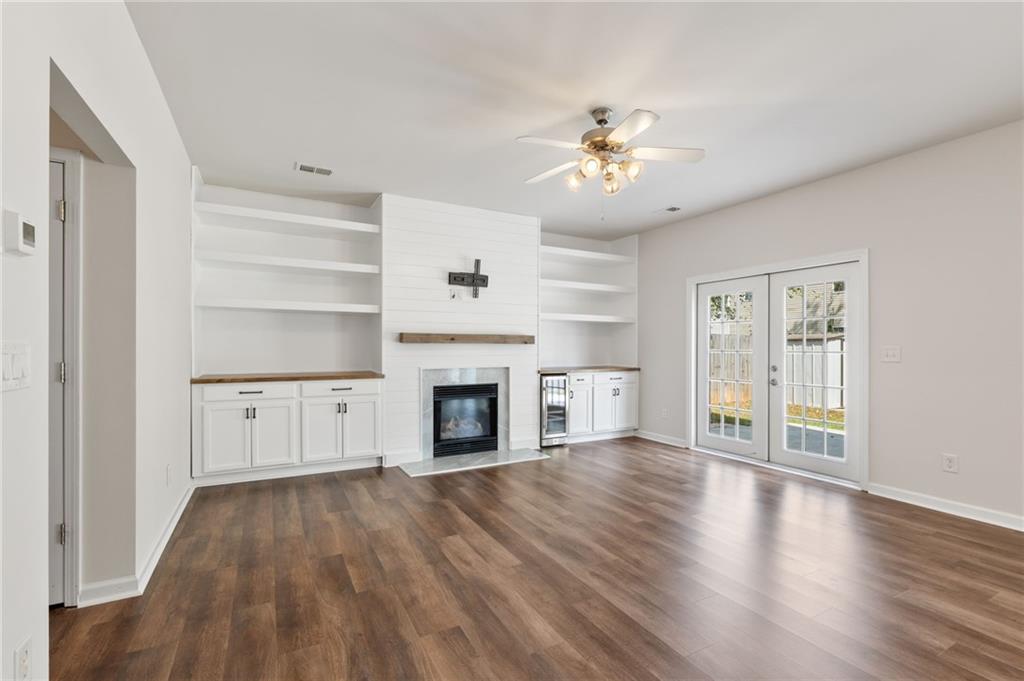 2410 Gateview Court