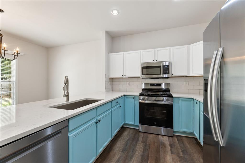 2410 Gateview Court