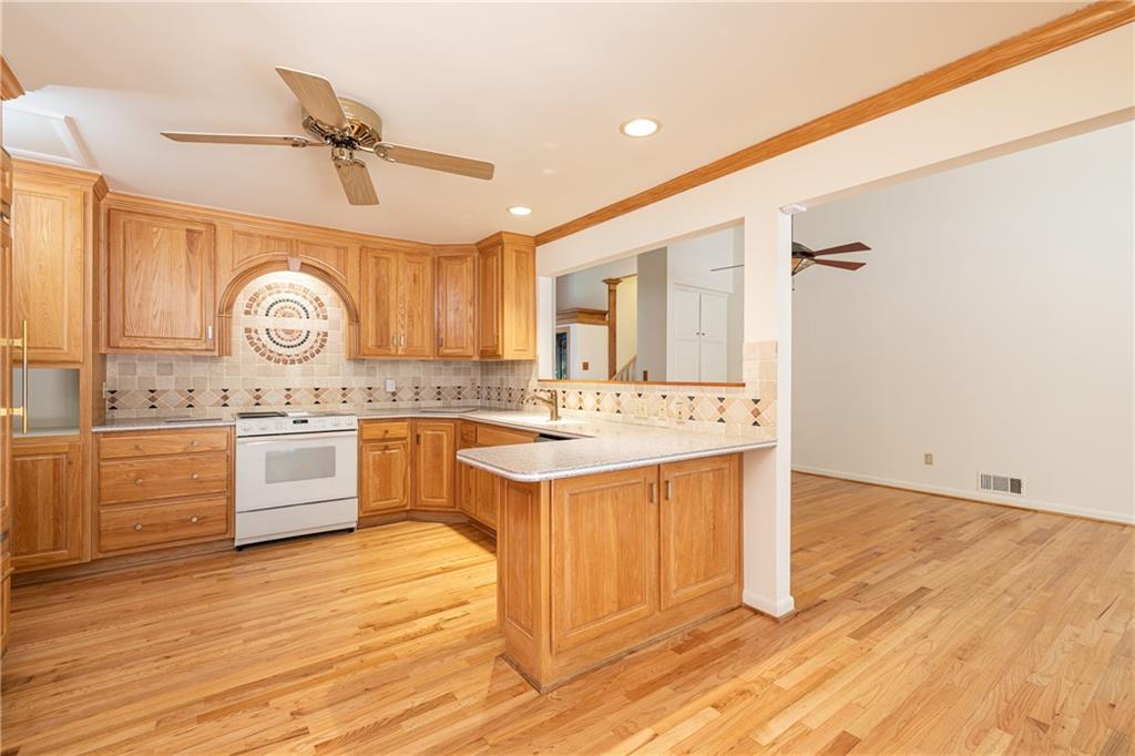 3267 Ivanhoe Drive