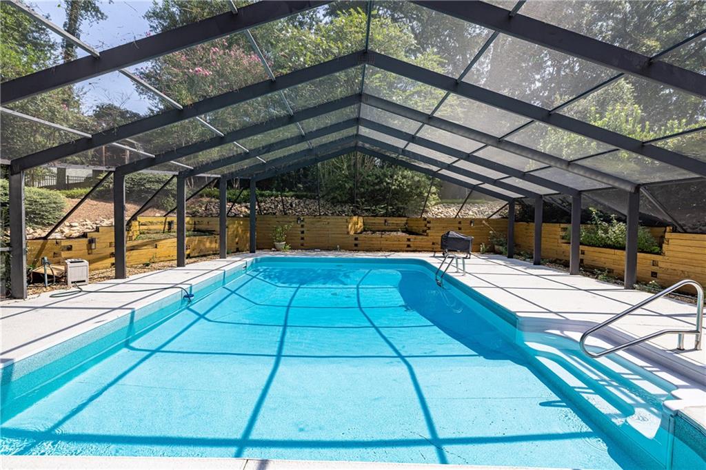 3267 Ivanhoe Drive