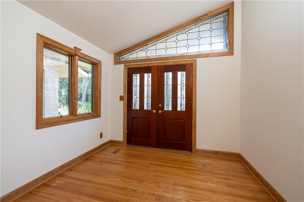 3267 Ivanhoe Drive
