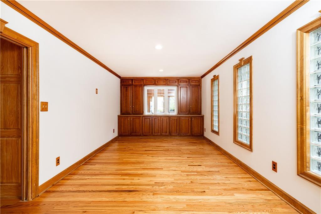 3267 Ivanhoe Drive