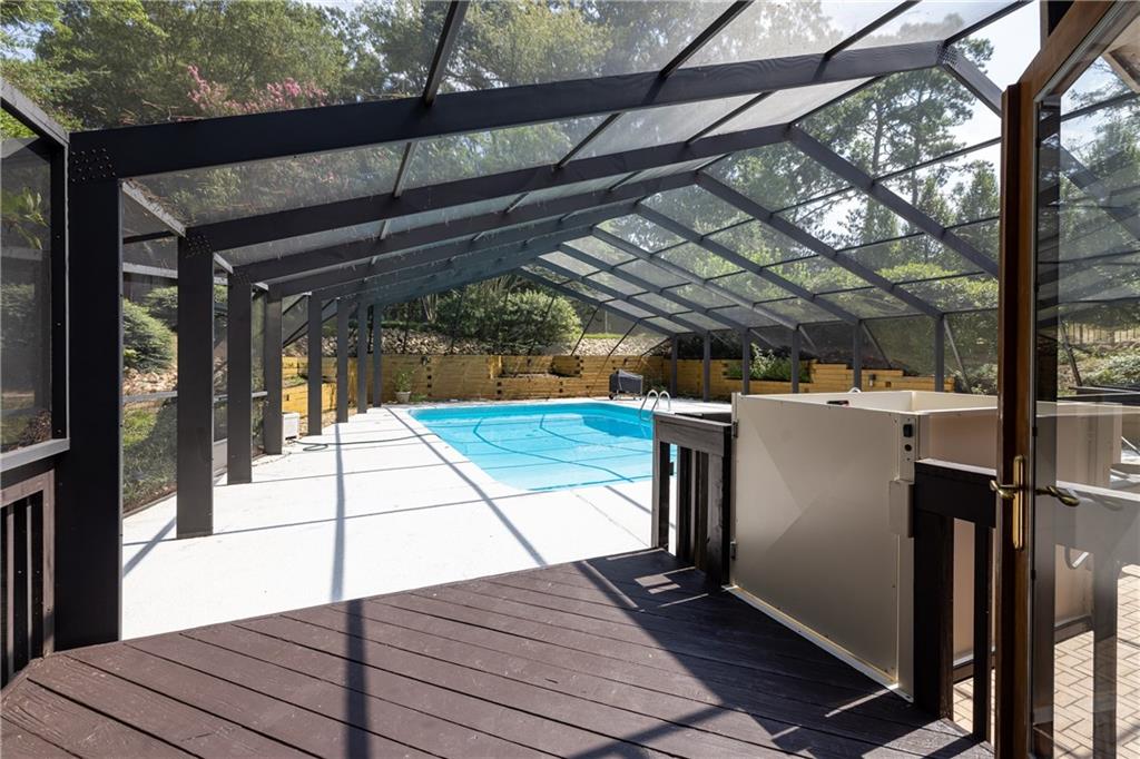 3267 Ivanhoe Drive