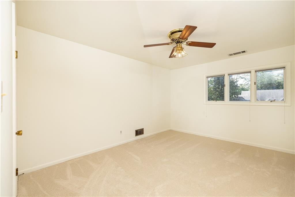 3267 Ivanhoe Drive