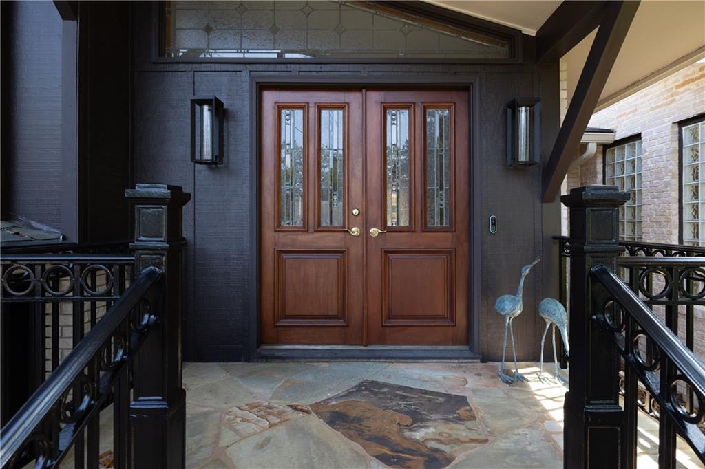 3267 Ivanhoe Drive