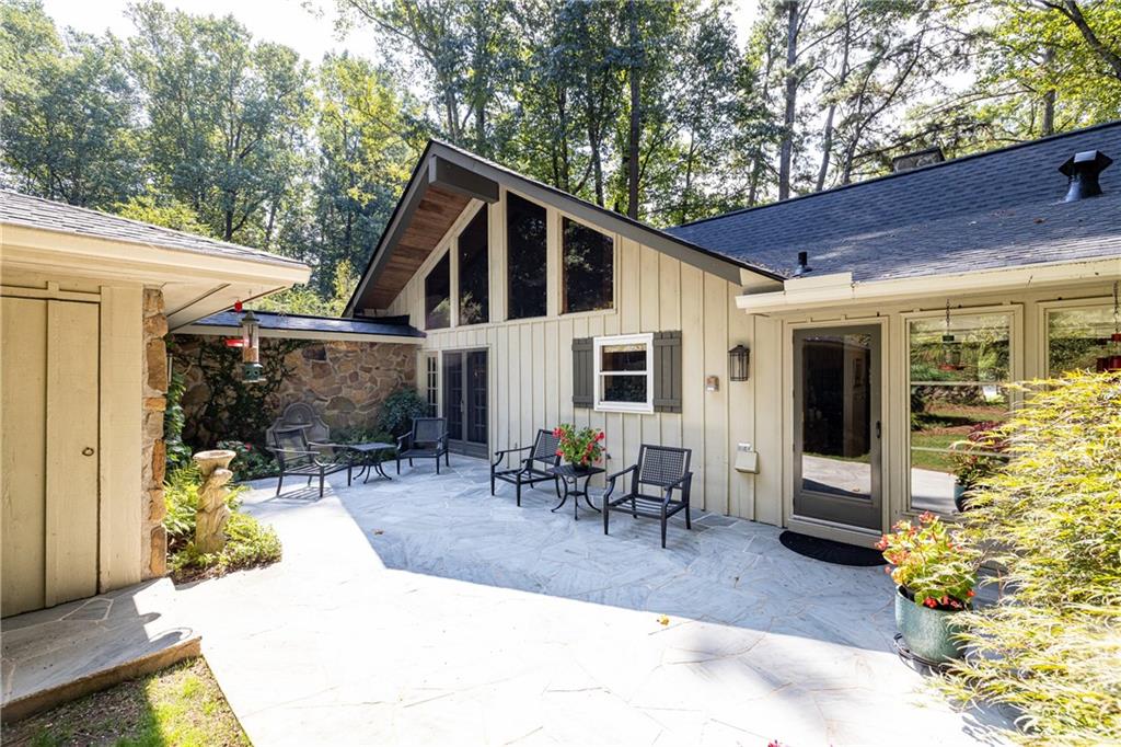 945 River Overlook Court