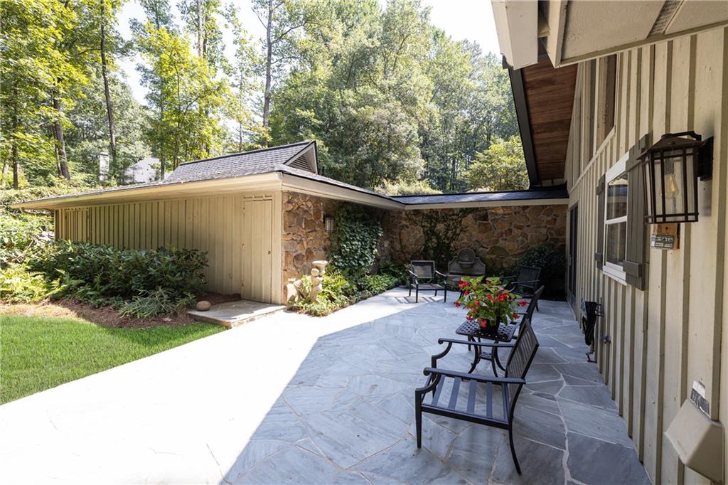 945 River Overlook Court
