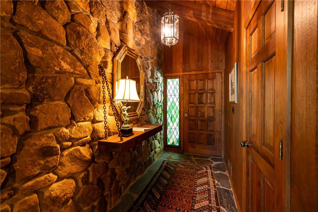 945 River Overlook Court