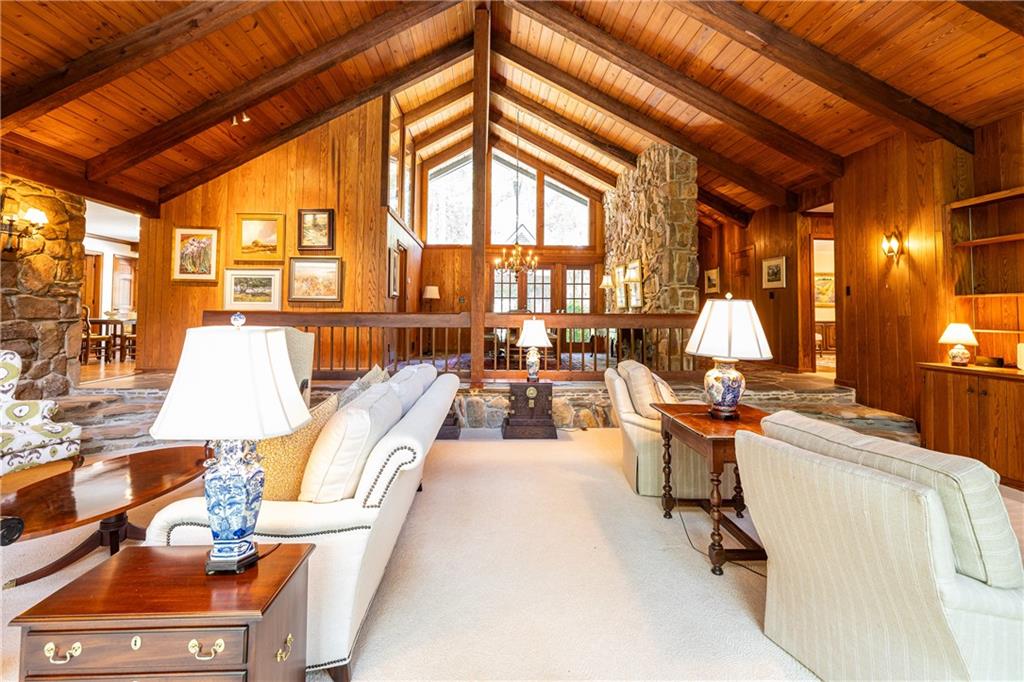 945 River Overlook Court