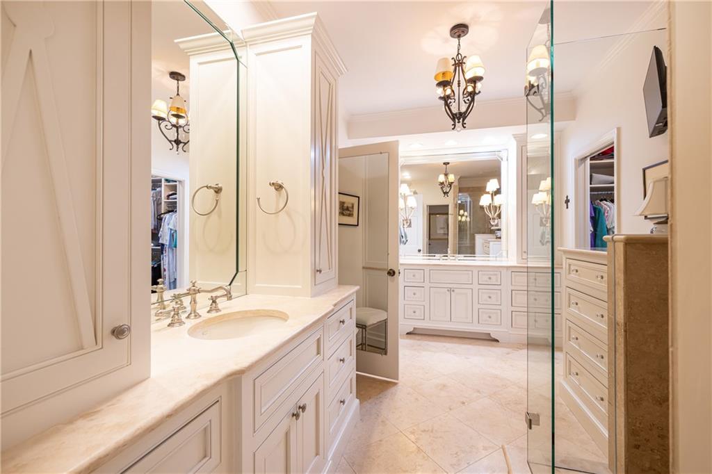 945 River Overlook Court