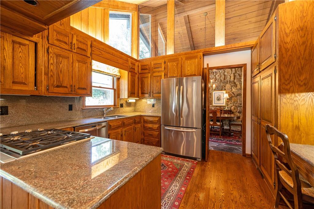 945 River Overlook Court