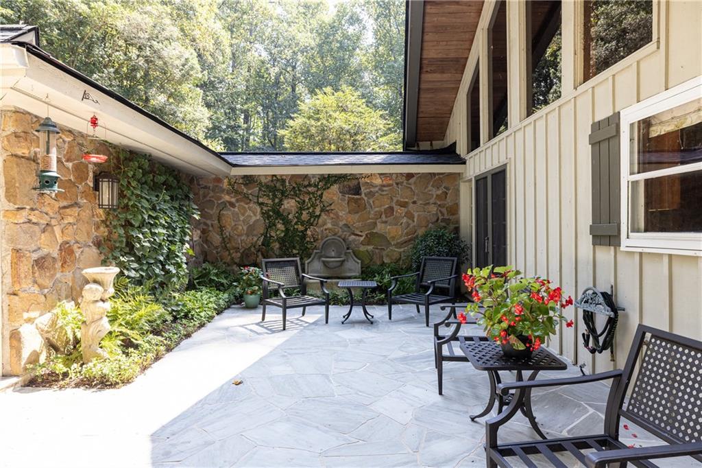 945 River Overlook Court