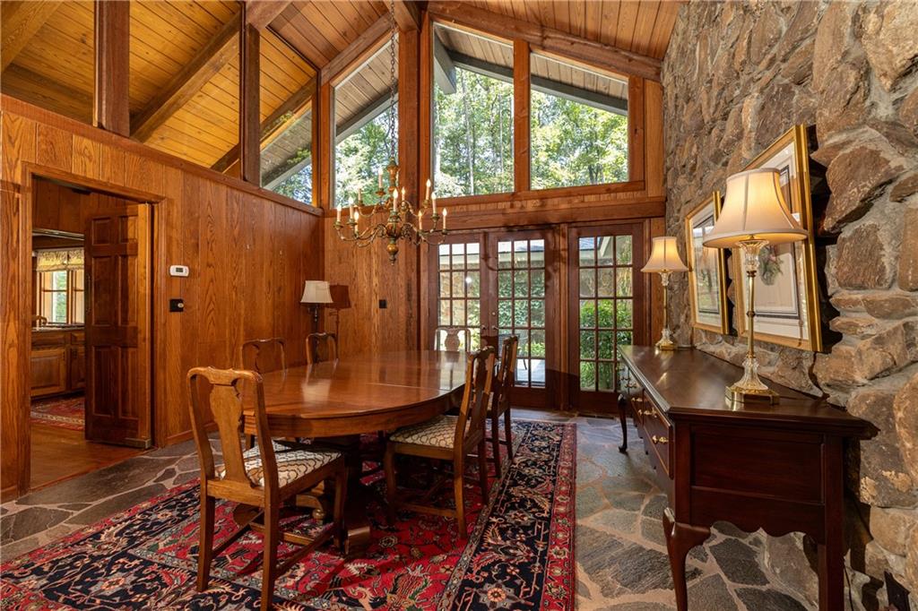 945 River Overlook Court