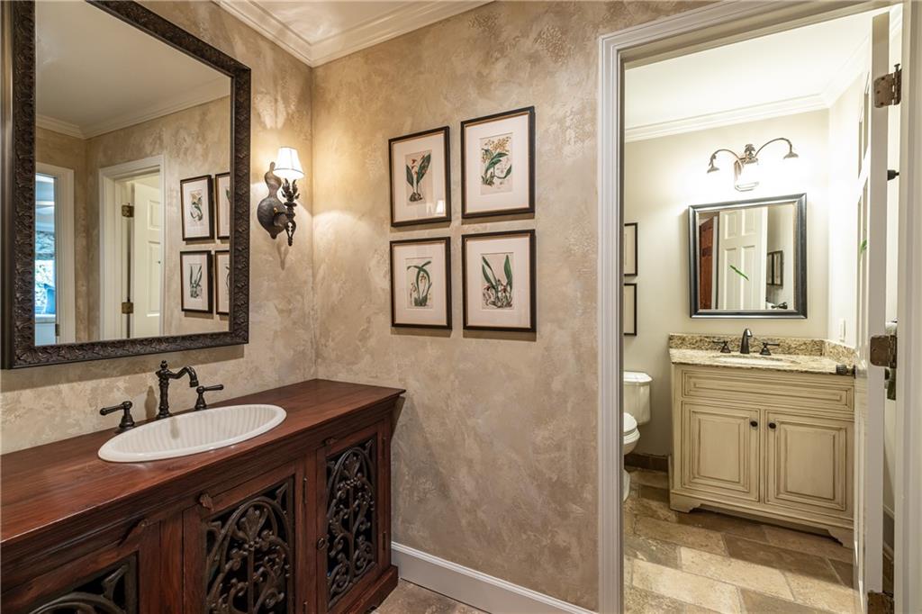 945 River Overlook Court