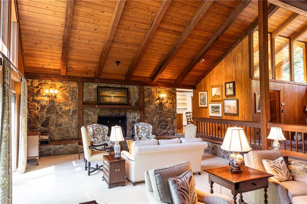 945 River Overlook Court