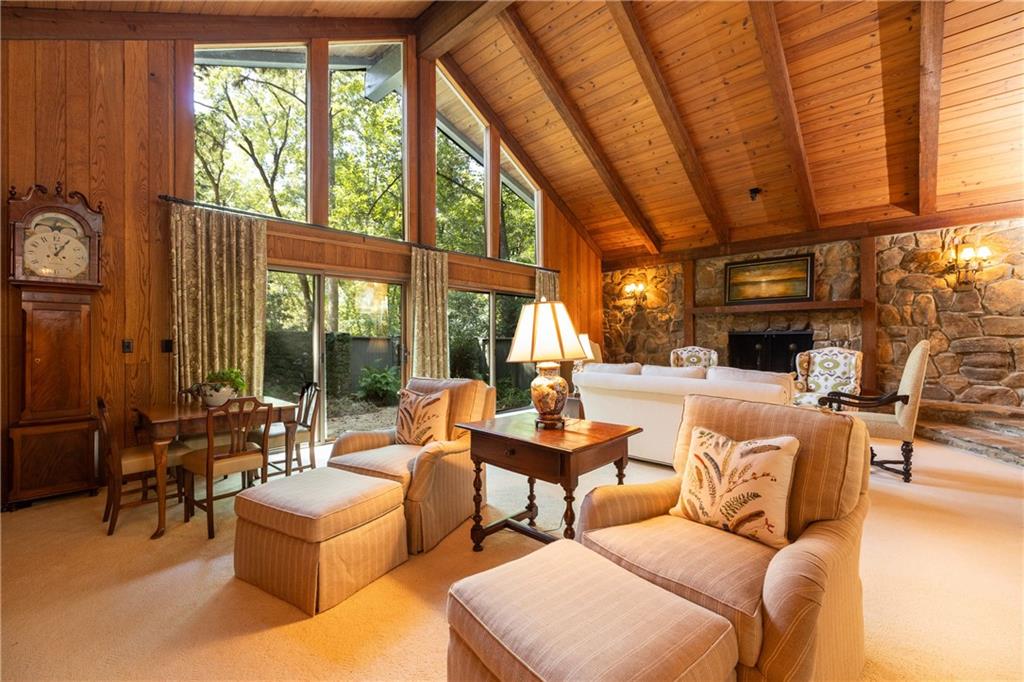 945 River Overlook Court