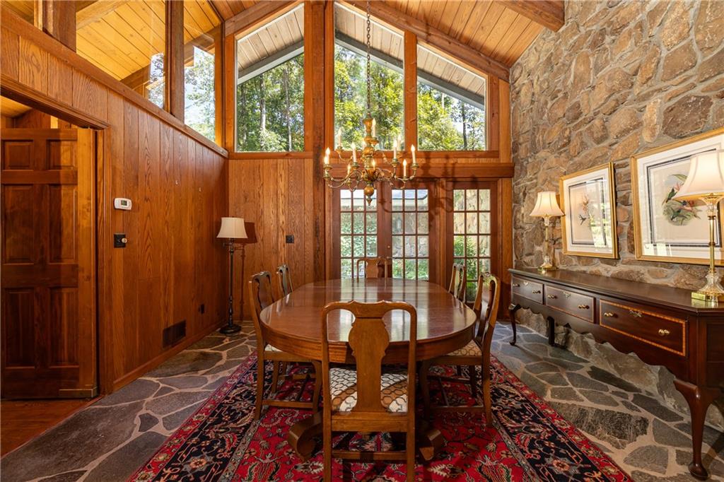 945 River Overlook Court